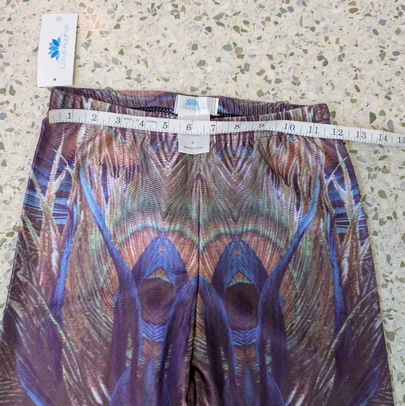 NWT Lotus Leggings, Peacock Feather Print - Picture 7 of 7
